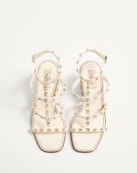ROCKSTUD WEDGE SANDAL IN CALFSKIN WITH CORNELY EMBROIDERY 80MM - Image 3